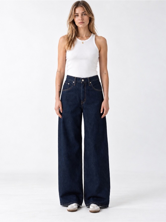 Levi's Denim - Levi’s Women's Dark Wash Cinch Baggy Jeans size 31x31